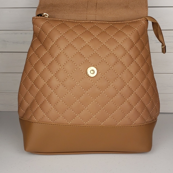 Convertible Backpack - Picture 2 of 7